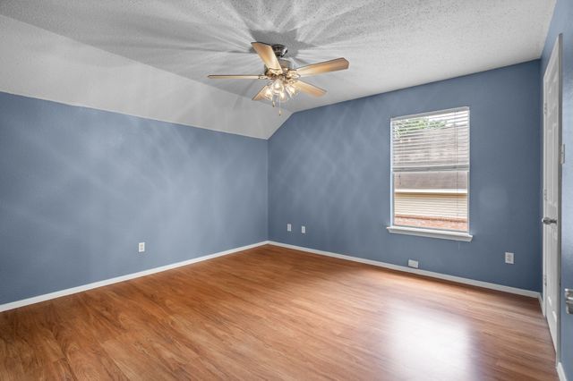 10323 Budtime Lane, Dallas, TX 75217