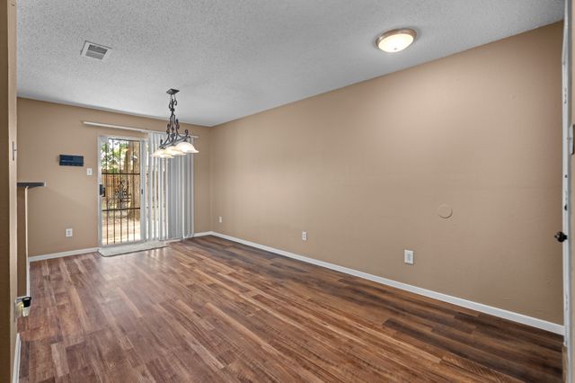 10323 Budtime Lane, Dallas, TX 75217
