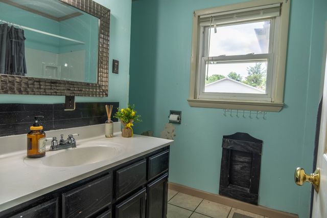 118 Bone Cave Rd, Rock Island, TN 38581
