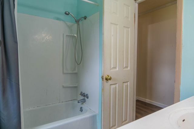 118 Bone Cave Rd, Rock Island, TN 38581