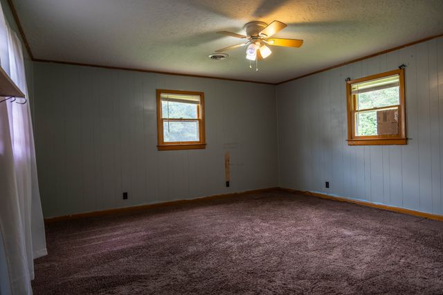 118 Bone Cave Rd, Rock Island, TN 38581