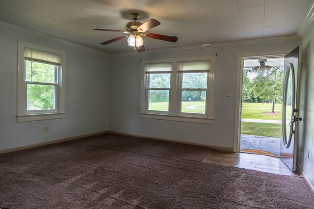 118 Bone Cave Rd, Rock Island, TN 38581