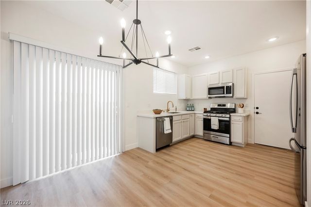 6802 Pacific Craft Lane, Las Vegas, NV 89122