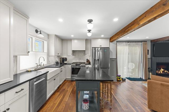 3122 North Avenue, Burlington, VT 05408