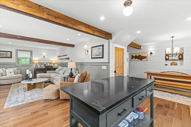 3122 North Avenue, Burlington, VT 05408