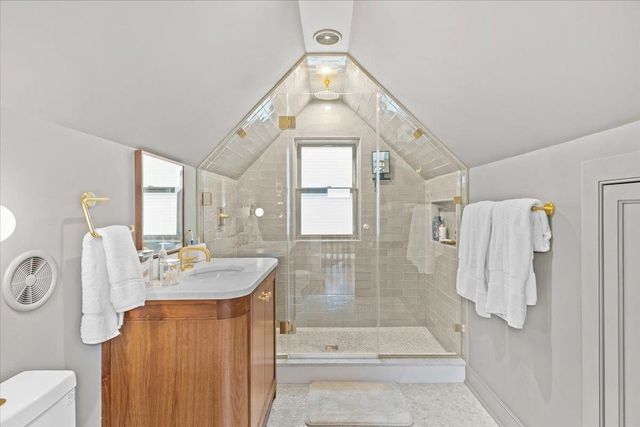 3122 North Avenue, Burlington, VT 05408