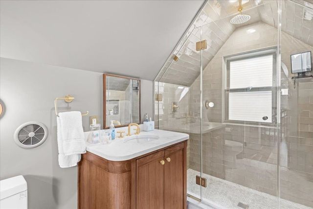 3122 North Avenue, Burlington, VT 05408