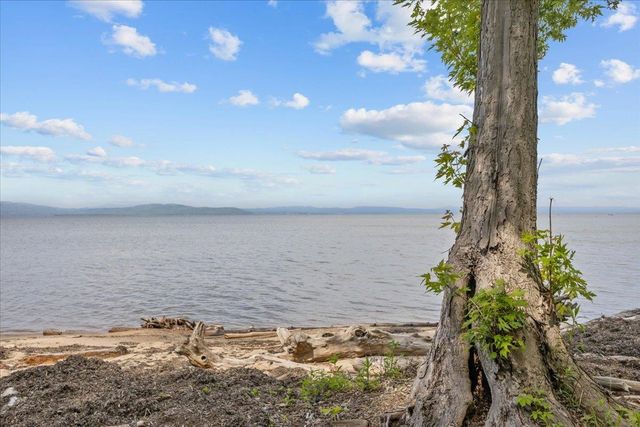 3122 North Avenue, Burlington, VT 05408