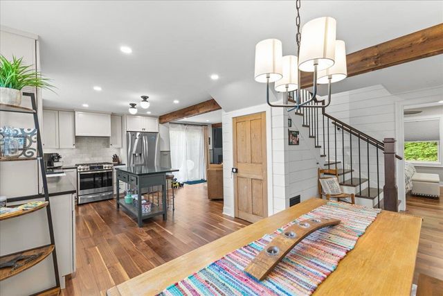 3122 North Avenue, Burlington, VT 05408