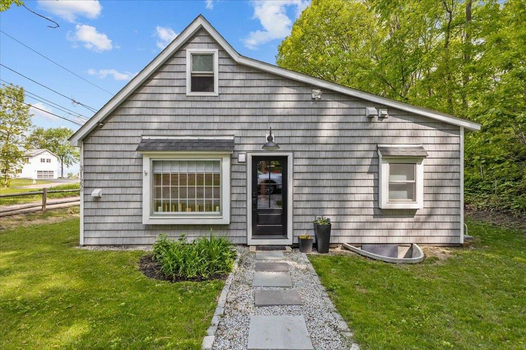 3122 North Avenue, Burlington, VT 05408
