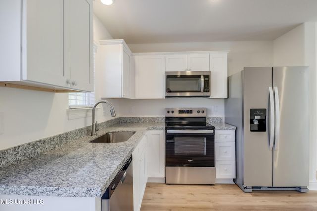 986 Waterford Lane, Gulfport, MS 39507