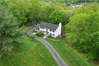 8 Austin Drive, New Fairfield, CT 06812
