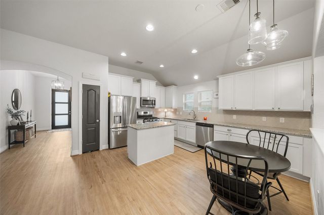 40638 Goldeneye Place, Magnolia, TX 77354