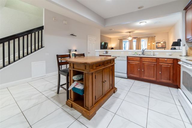 1041 ENCLAIR STREET, Orlando, FL 32828