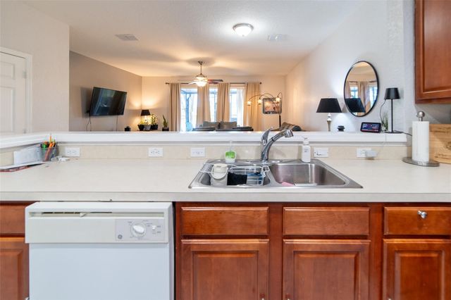 1041 ENCLAIR STREET, Orlando, FL 32828