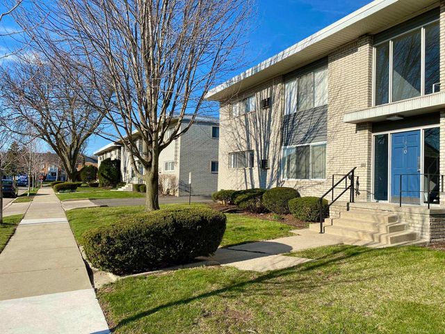 4840 Briarwood Avenue Unit C8, Royal Oak, MI 48073