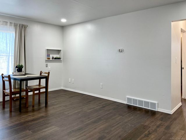 4840 Briarwood Avenue Unit C8, Royal Oak, MI 48073