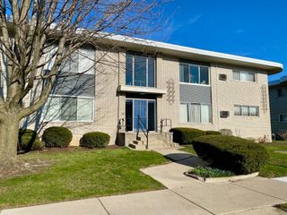 4840 Briarwood Avenue Unit C8, Royal Oak, MI 48073