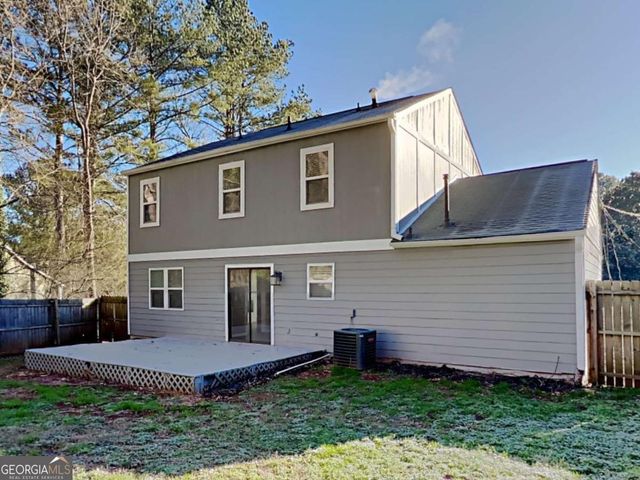 411 River Point Drive, Woodstock, GA 30188