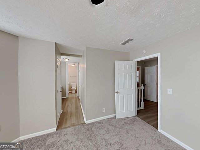 411 River Point Drive, Woodstock, GA 30188