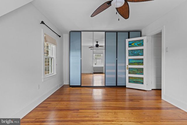 239 LOWRYS LN, Bryn Mawr, PA 19010