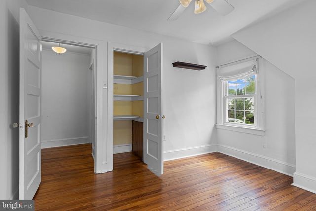 239 LOWRYS LN, Bryn Mawr, PA 19010
