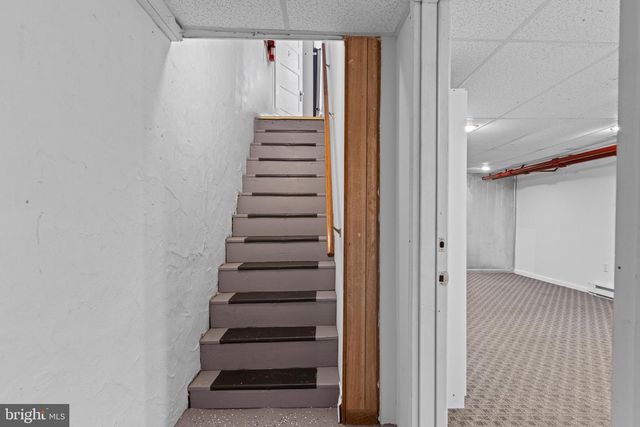 239 LOWRYS LN, Bryn Mawr, PA 19010