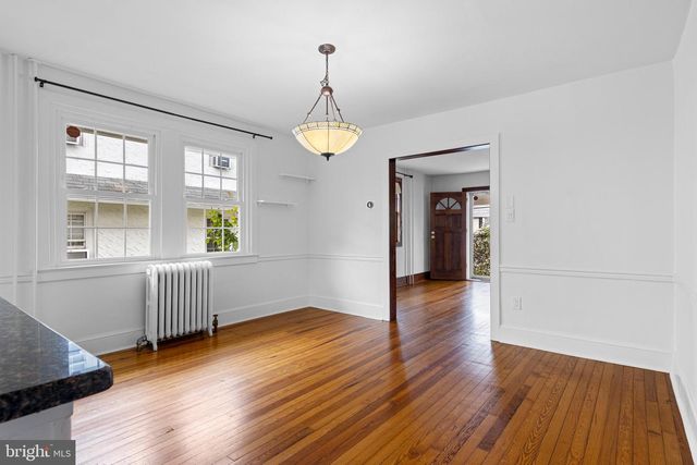 239 LOWRYS LN, Bryn Mawr, PA 19010
