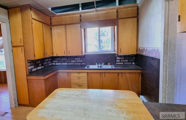 641 Fremont Street, Ashton, ID 83420