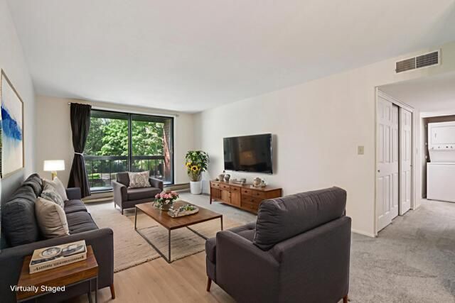 4215 N 100th STREET #220, Milwaukee, WI 53222
