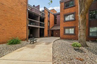 4215 N 100th STREET #220, Milwaukee, WI 53222