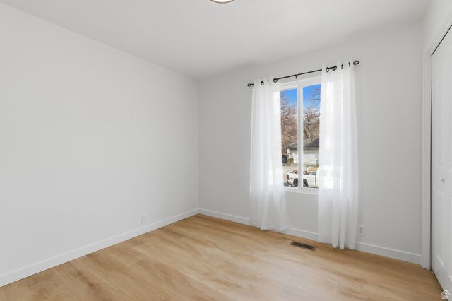 9828 S PINEHURST DR, Sandy, UT 84092