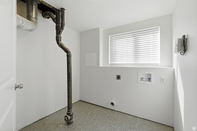 9828 S PINEHURST DR, Sandy, UT 84092