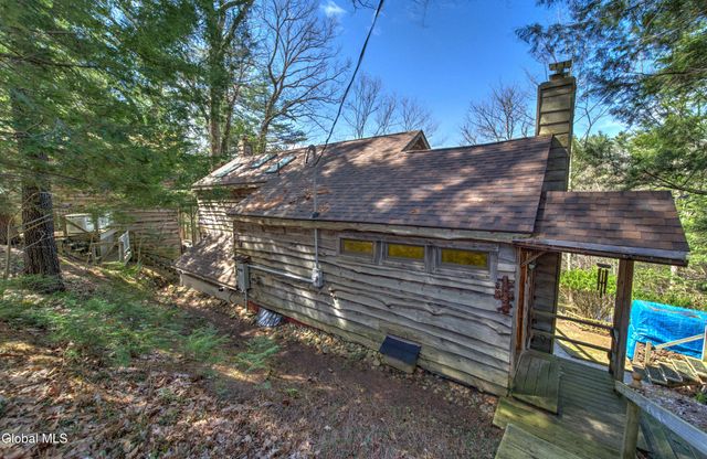 279 Proper Road, Gloversville, NY 12078