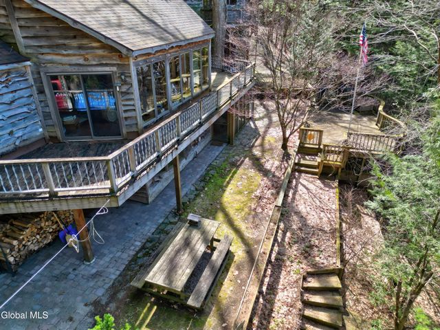 279 Proper Road, Gloversville, NY 12078