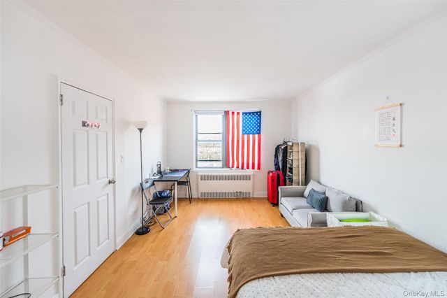 150-15 72nd Rd 5G, Kew Garden Hills, NY 11367