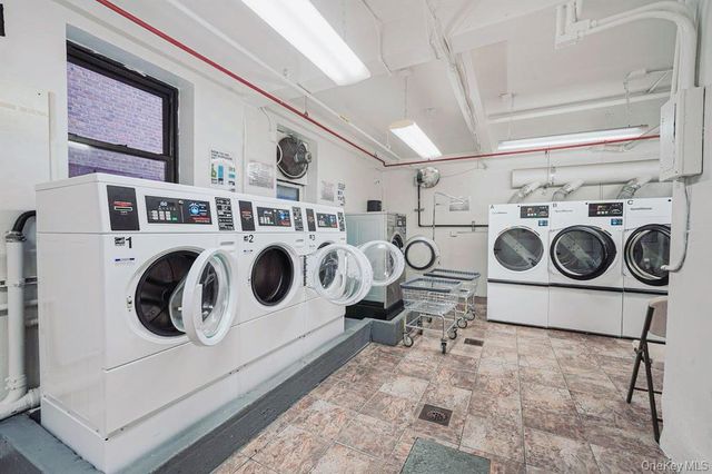 150-15 72nd Rd 5G, Kew Garden Hills, NY 11367