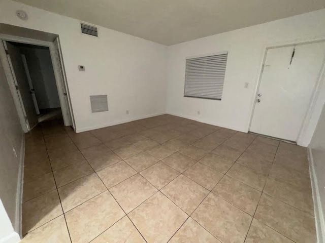 75 SW 10th St 104, Fort Lauderdale, FL 33315