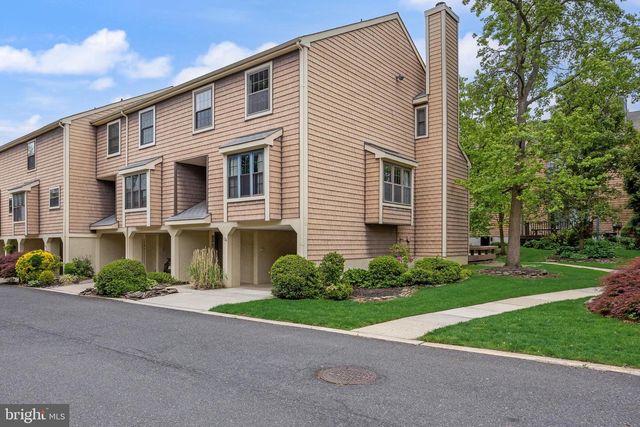126 KINGS CROFT, Cherry Hill, NJ 08034