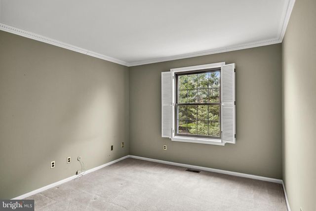 126 KINGS CROFT, Cherry Hill, NJ 08034