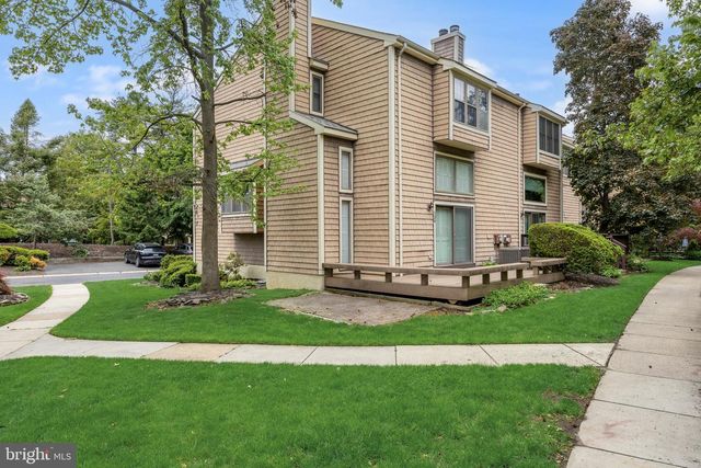 126 KINGS CROFT, Cherry Hill, NJ 08034
