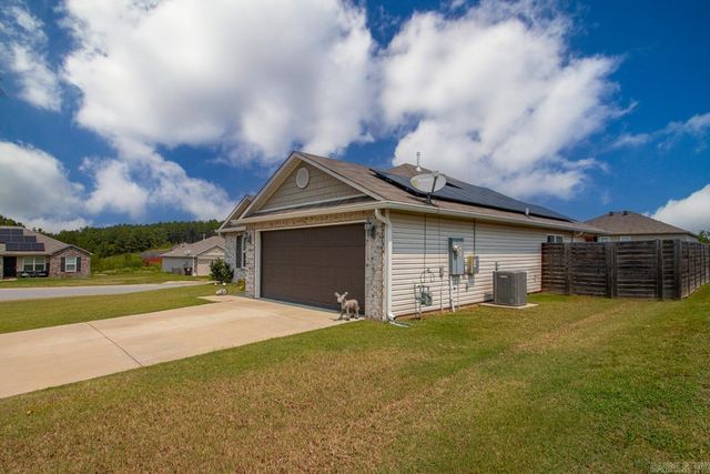 3000 Emerald Park Trail, Bauxite, AR 72011