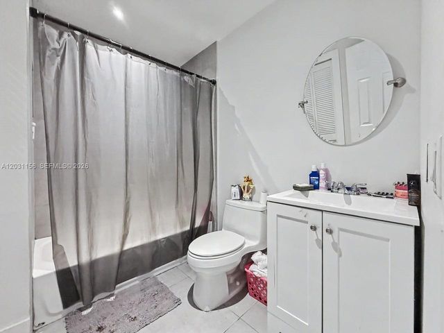 4265 W 8th Ave, Hialeah, FL 33012