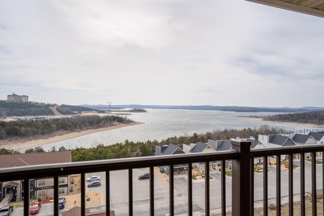 200 Majestic Drive 412, Branson, MO 65616