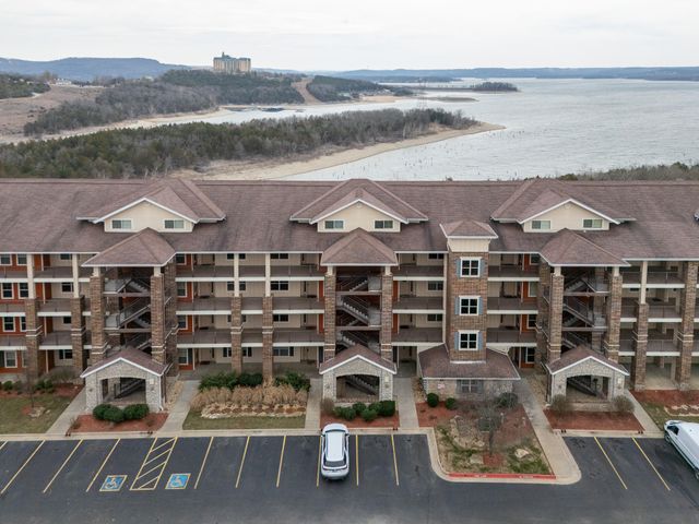 200 Majestic Drive 412, Branson, MO 65616