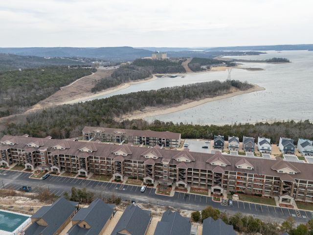200 Majestic Drive 412, Branson, MO 65616
