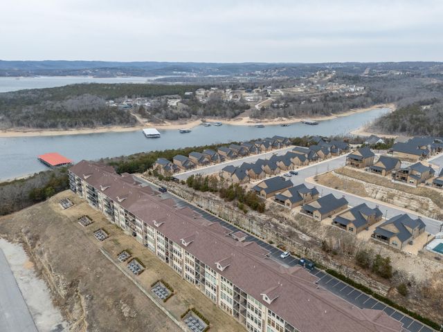 200 Majestic Drive 412, Branson, MO 65616