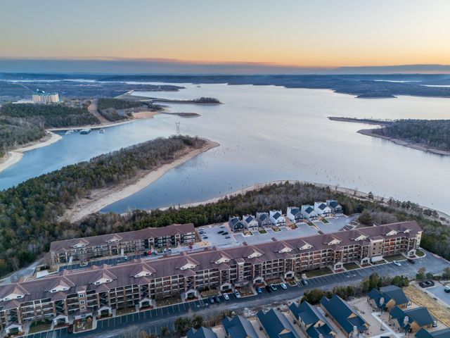 200 Majestic Drive 412, Branson, MO 65616