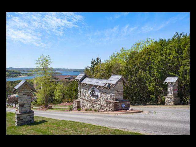 200 Majestic Drive 412, Branson, MO 65616