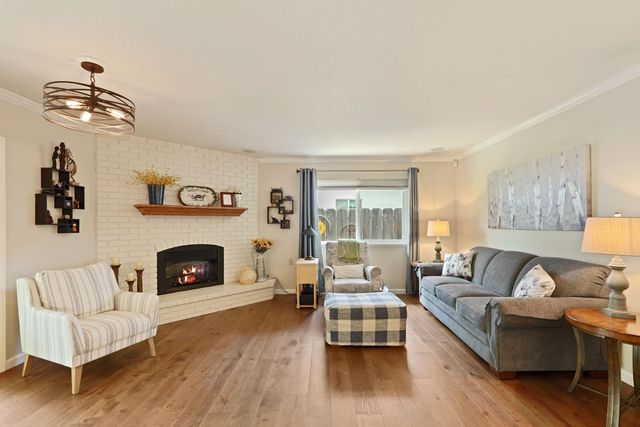 1909 W Vine St, Lodi, CA 95242